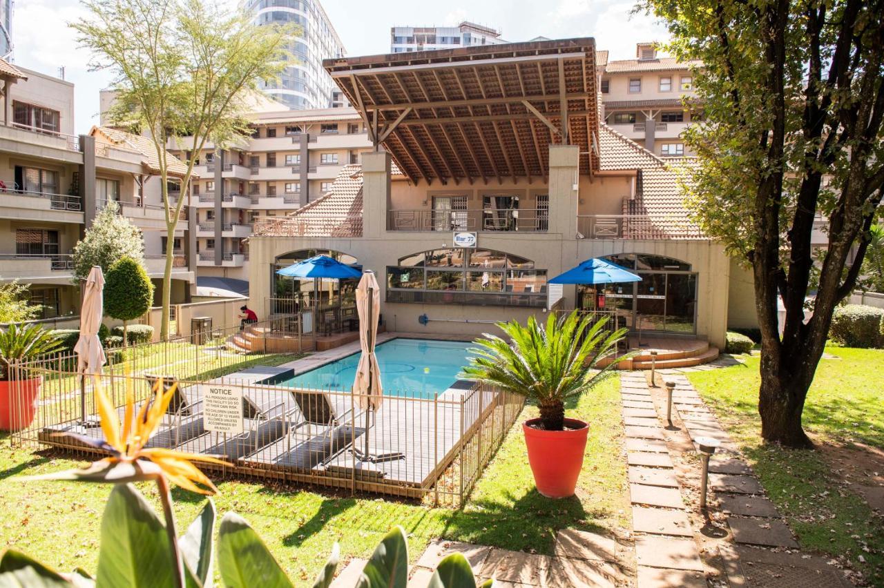 Grayston Exec Apartments Йоханнесбург Экстерьер фото